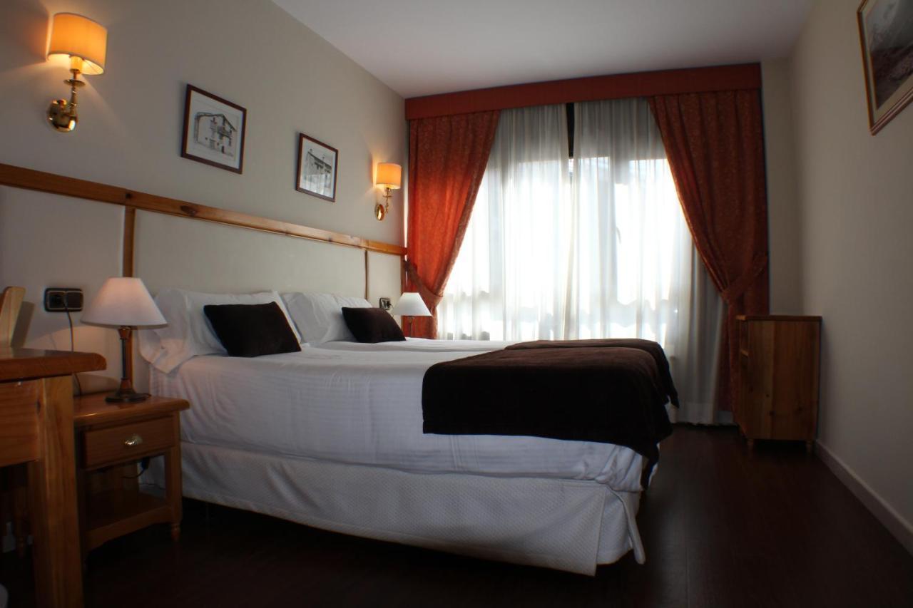 Hotel Meta Pas De La Casa Exteriér fotografie